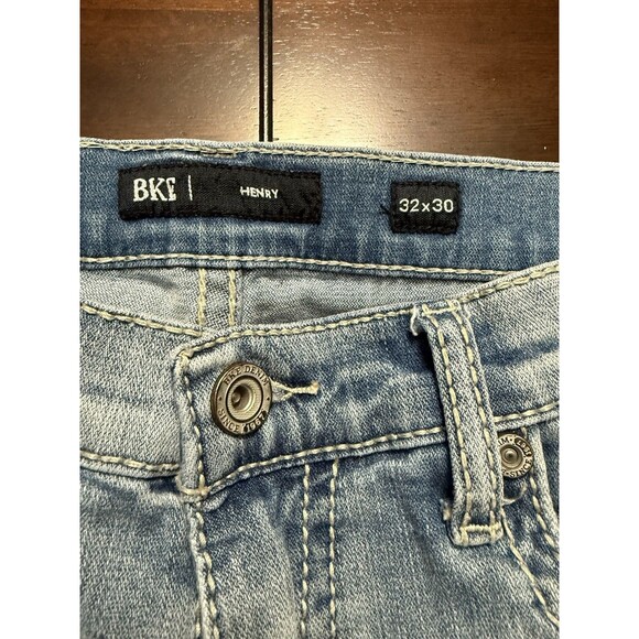 BKE Buckle Henry Jeans Mens 32x30 Light Blue Premium Straight Fit Denim - Picture 4 of 8